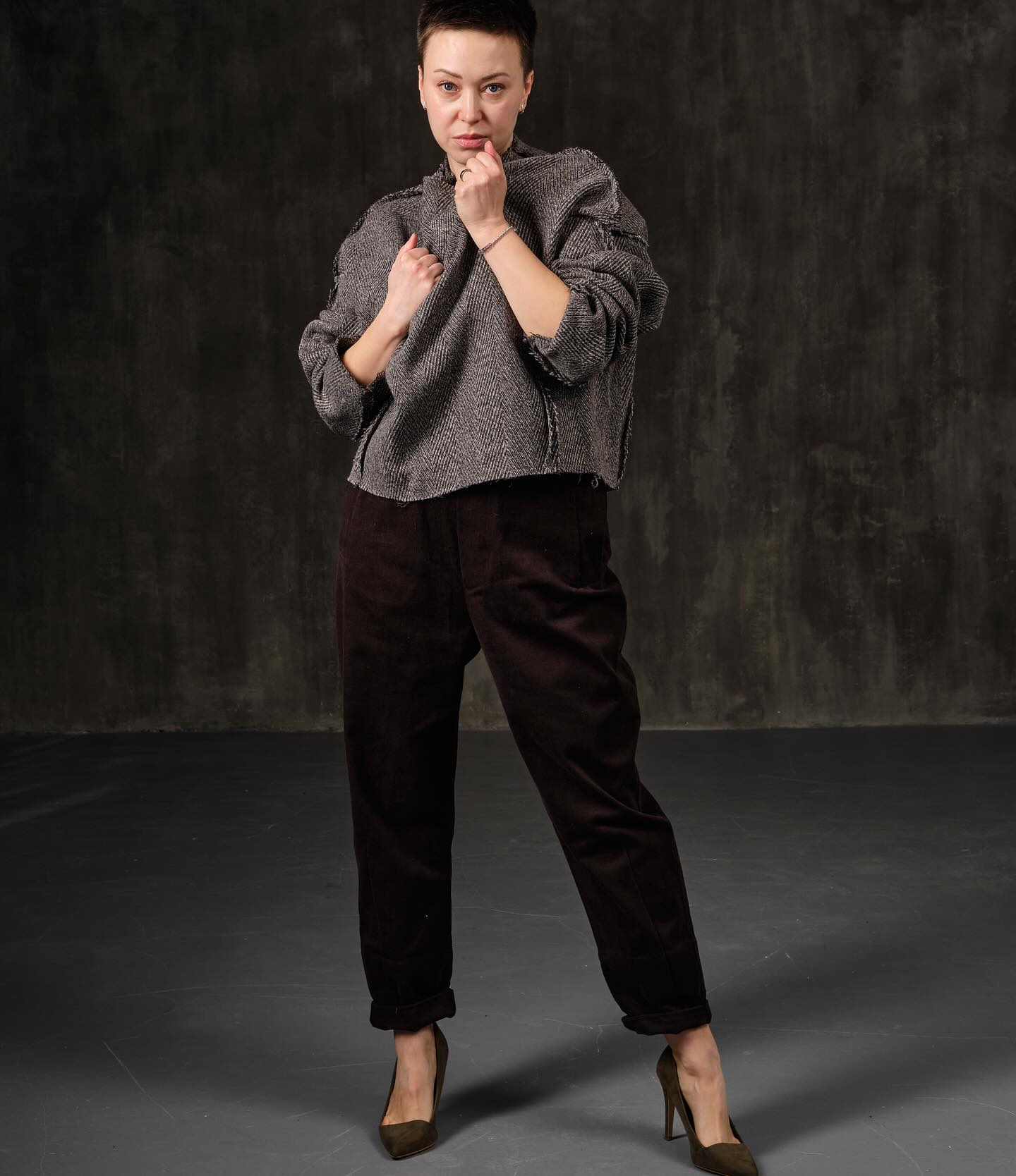 Sweater textile open shoulders gray wool herringbone