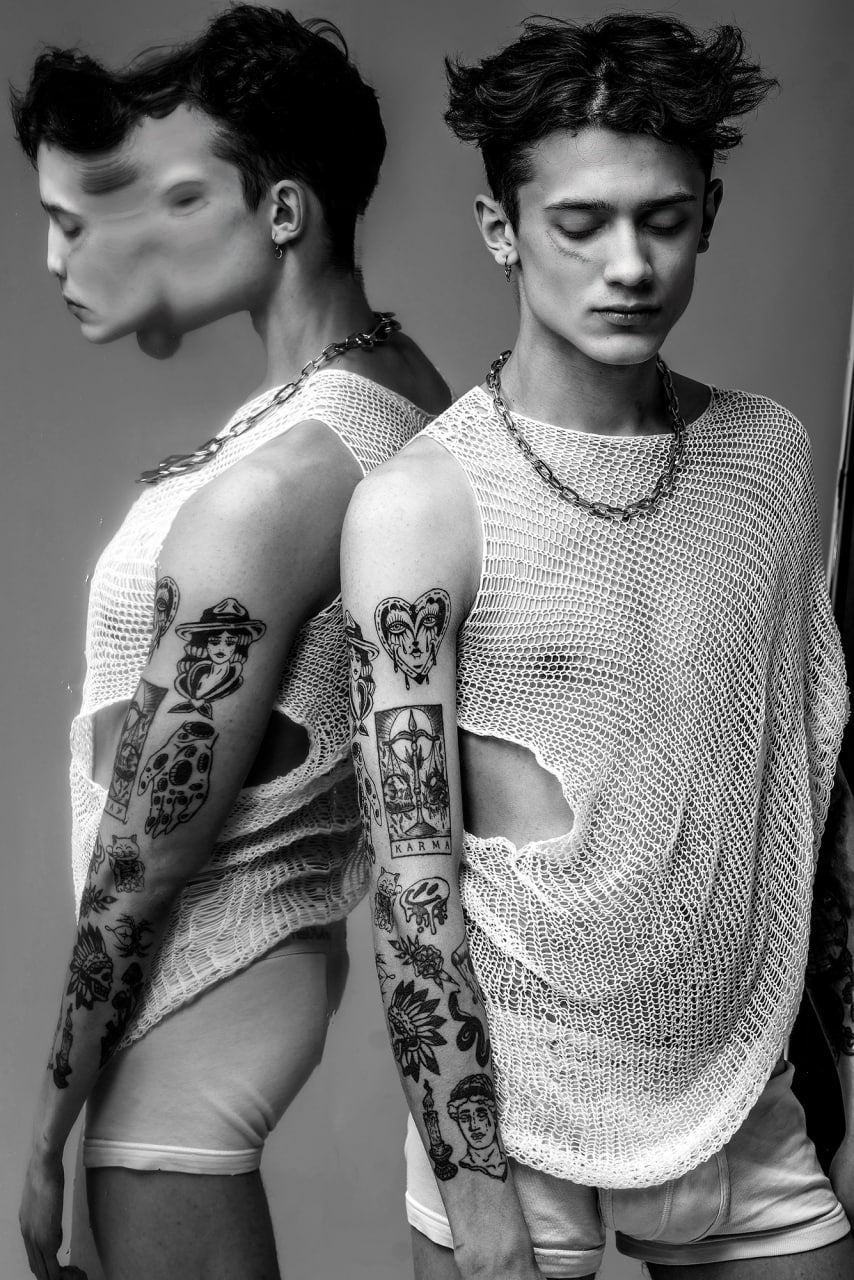 Creative cotton T-shirt - mesh