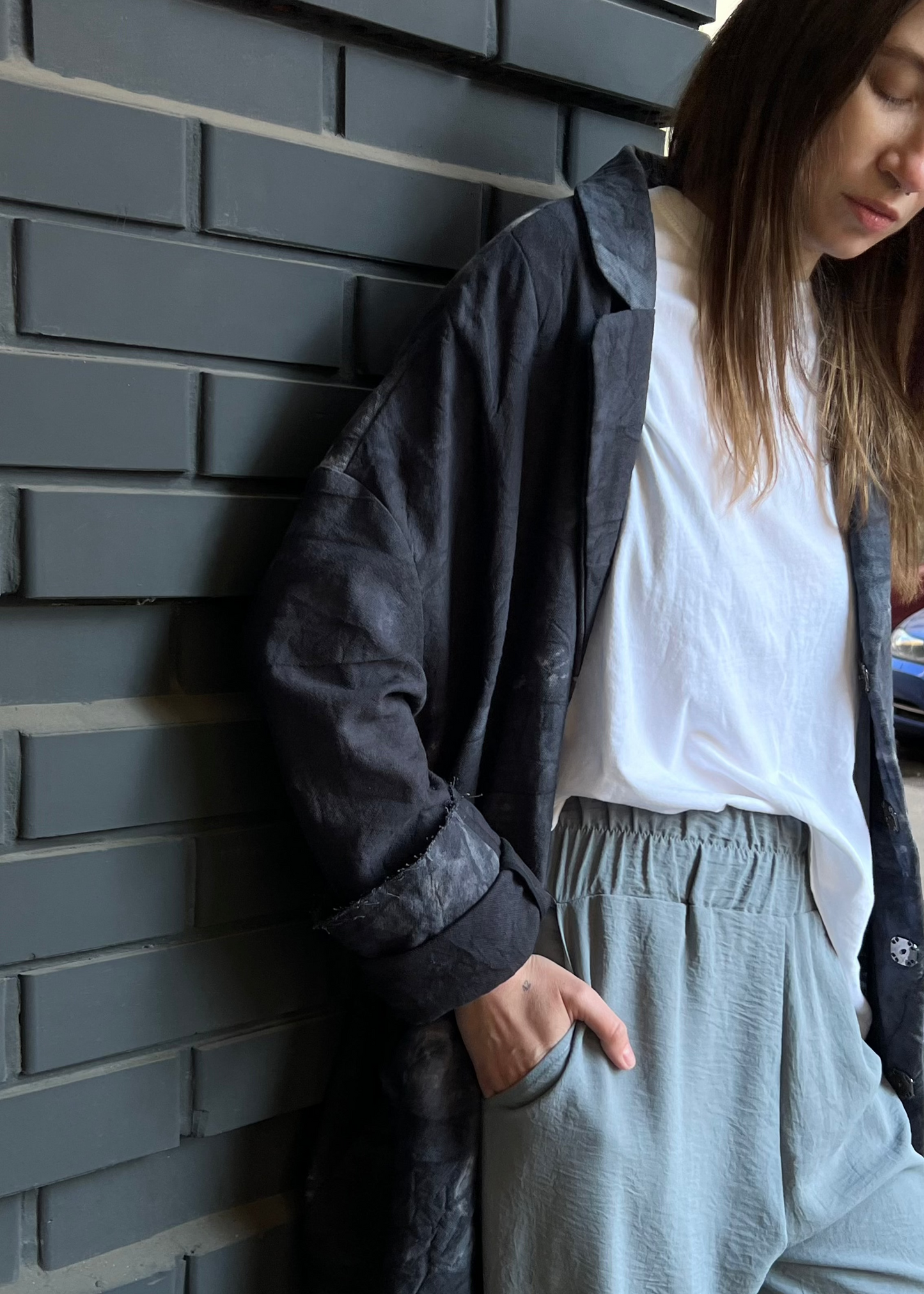 Oversize crumpled hand-dyed graphite jacket