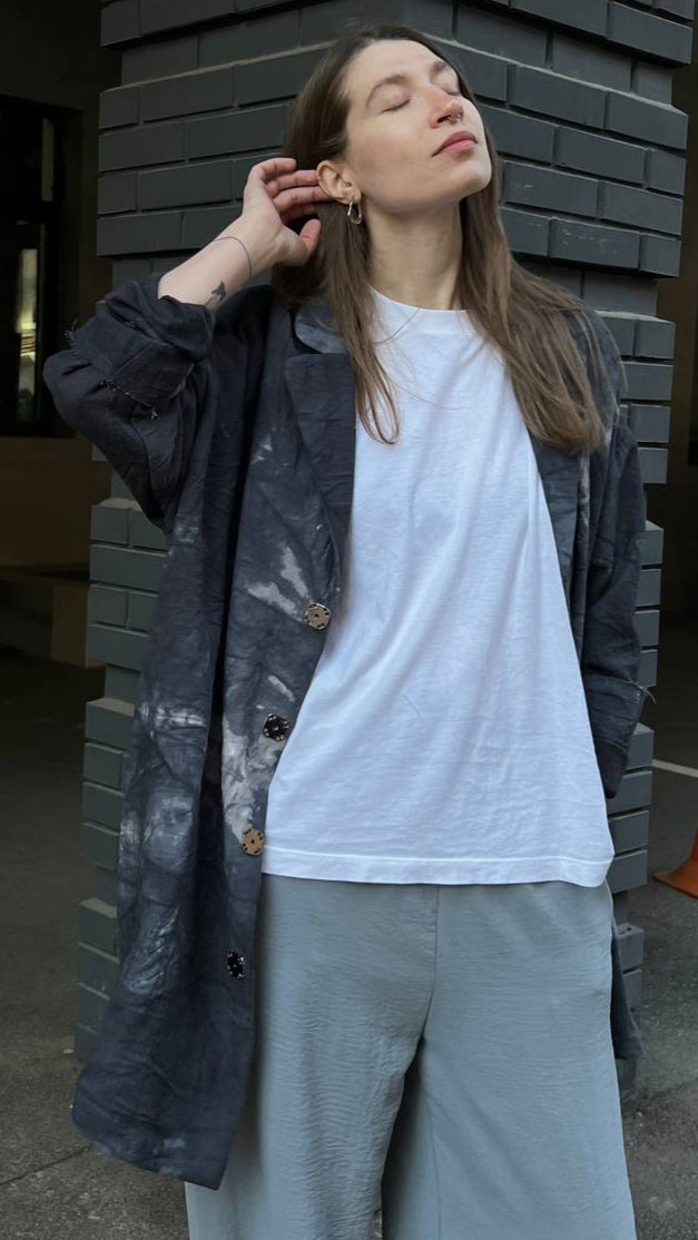 Oversize crumpled hand-dyed graphite jacket