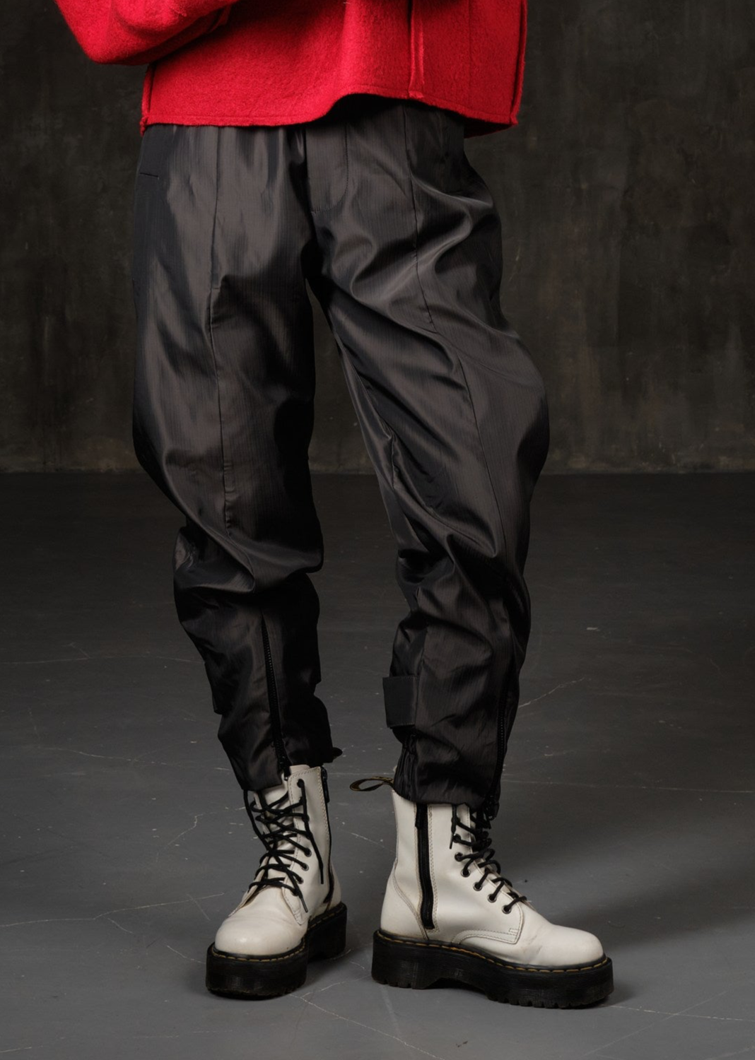 Joggers gray metallic raincoat on the lining with zippers on the bottom