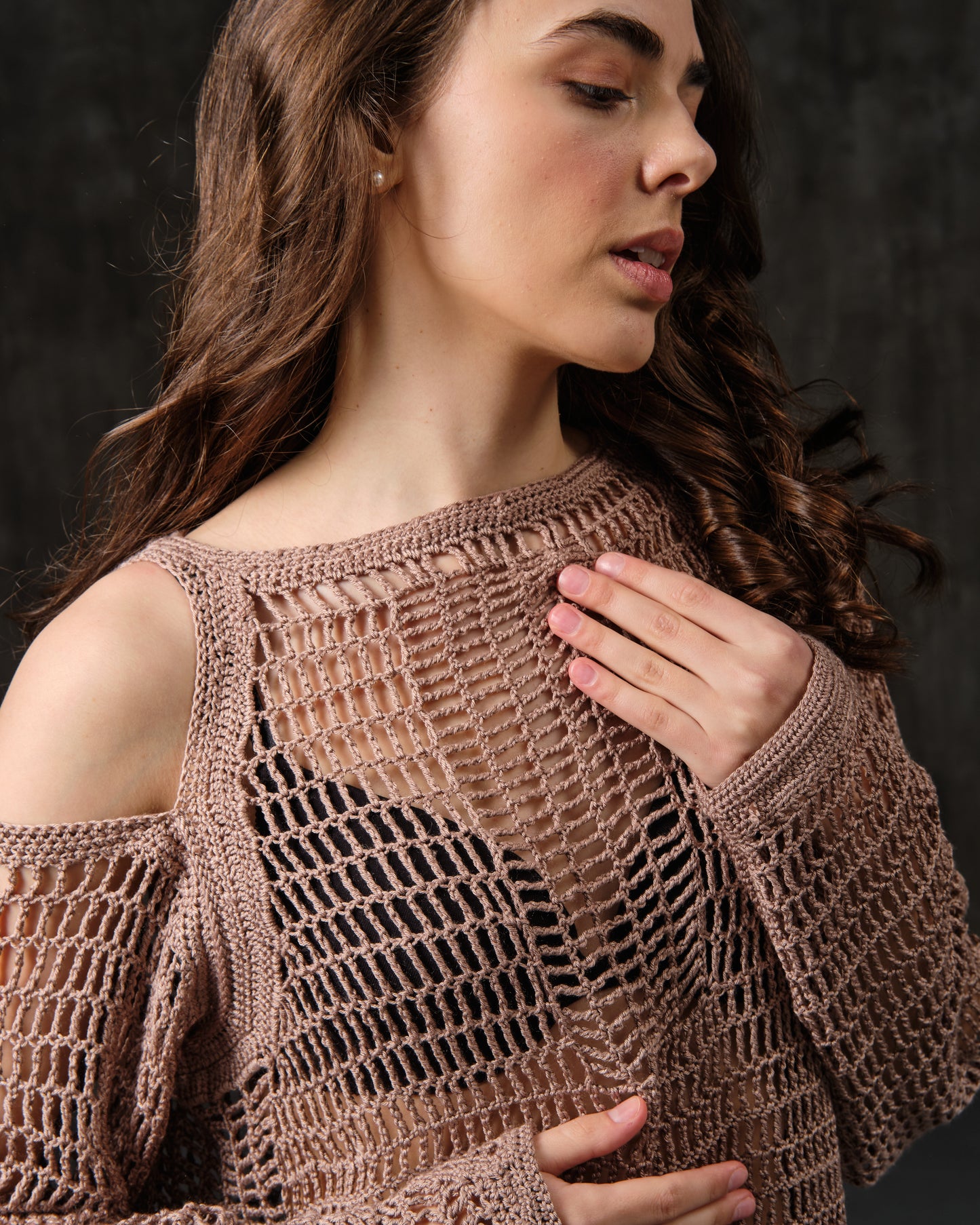 Beige mesh sweater with open shoulders