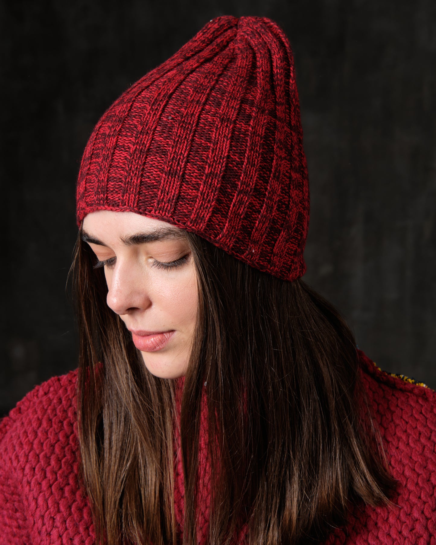 Woolen elastic hat in colors