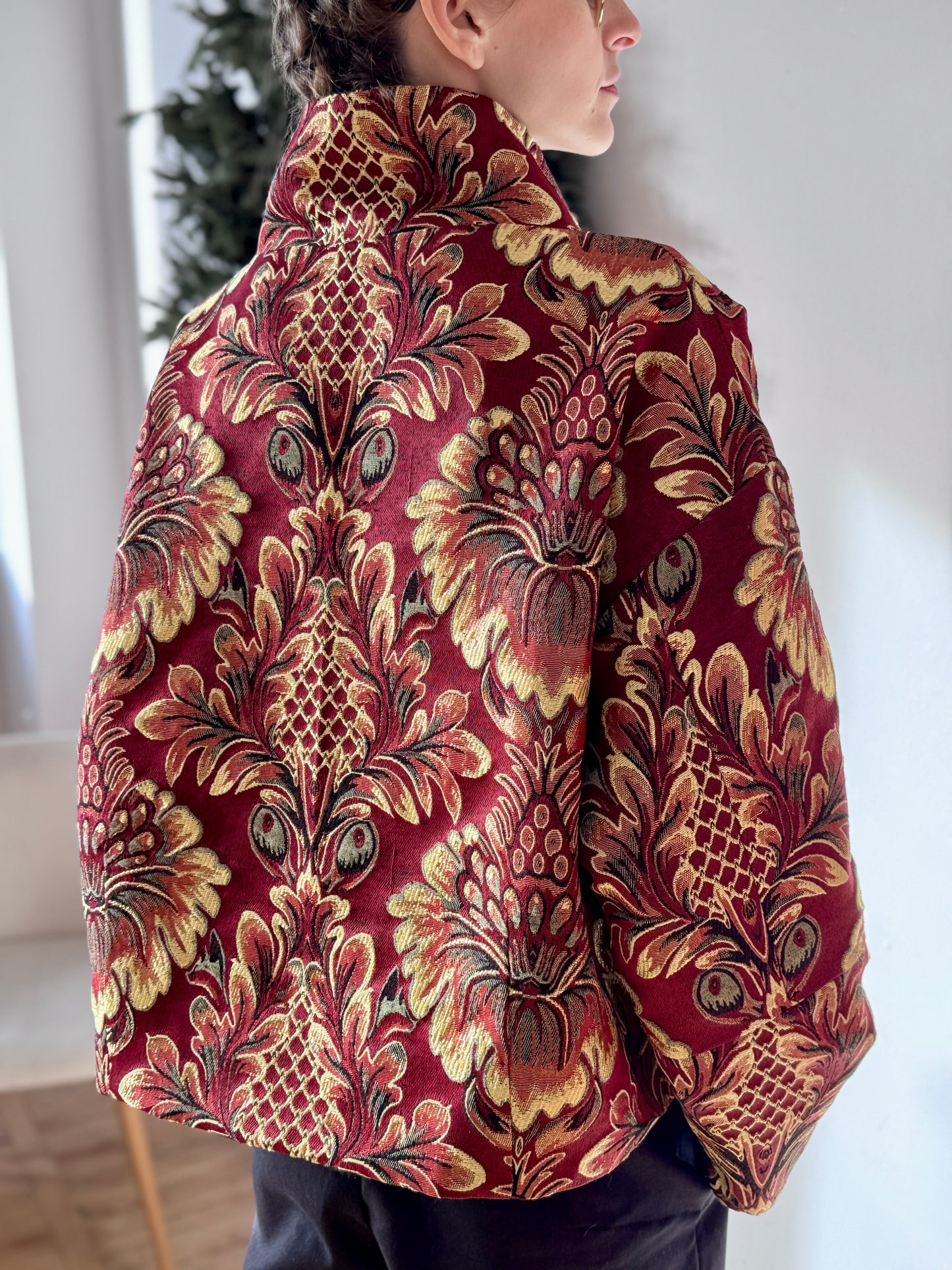 Short coat "Louvre"