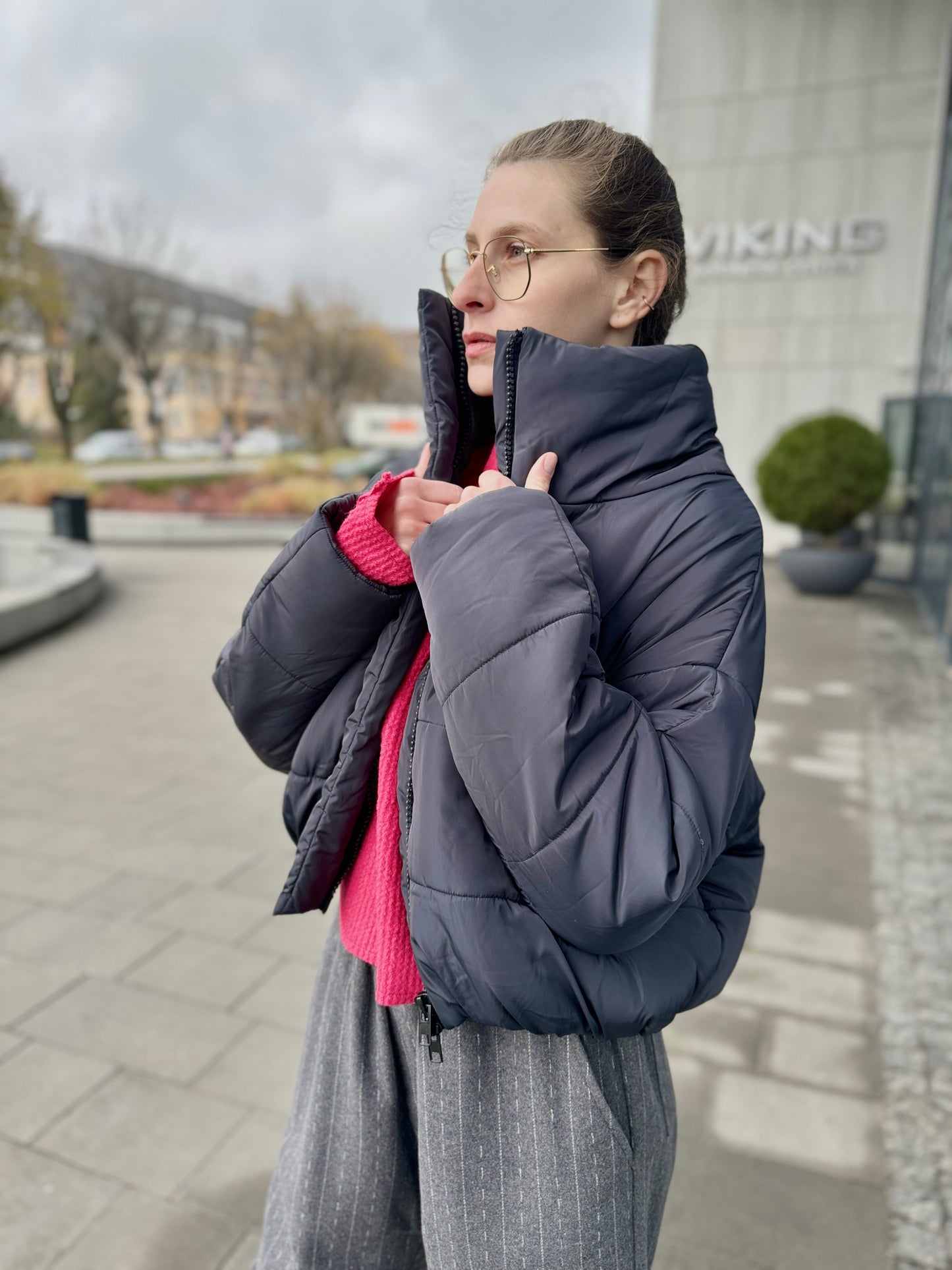 The jacket is insulated quilted
