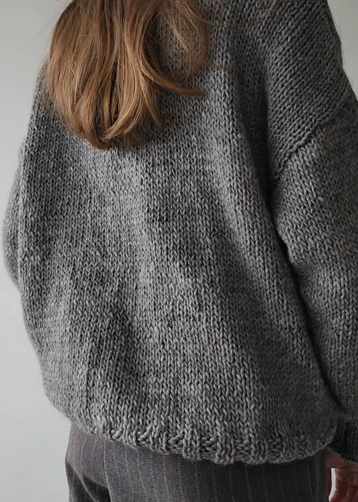 Gray wool sweater made of alpaca