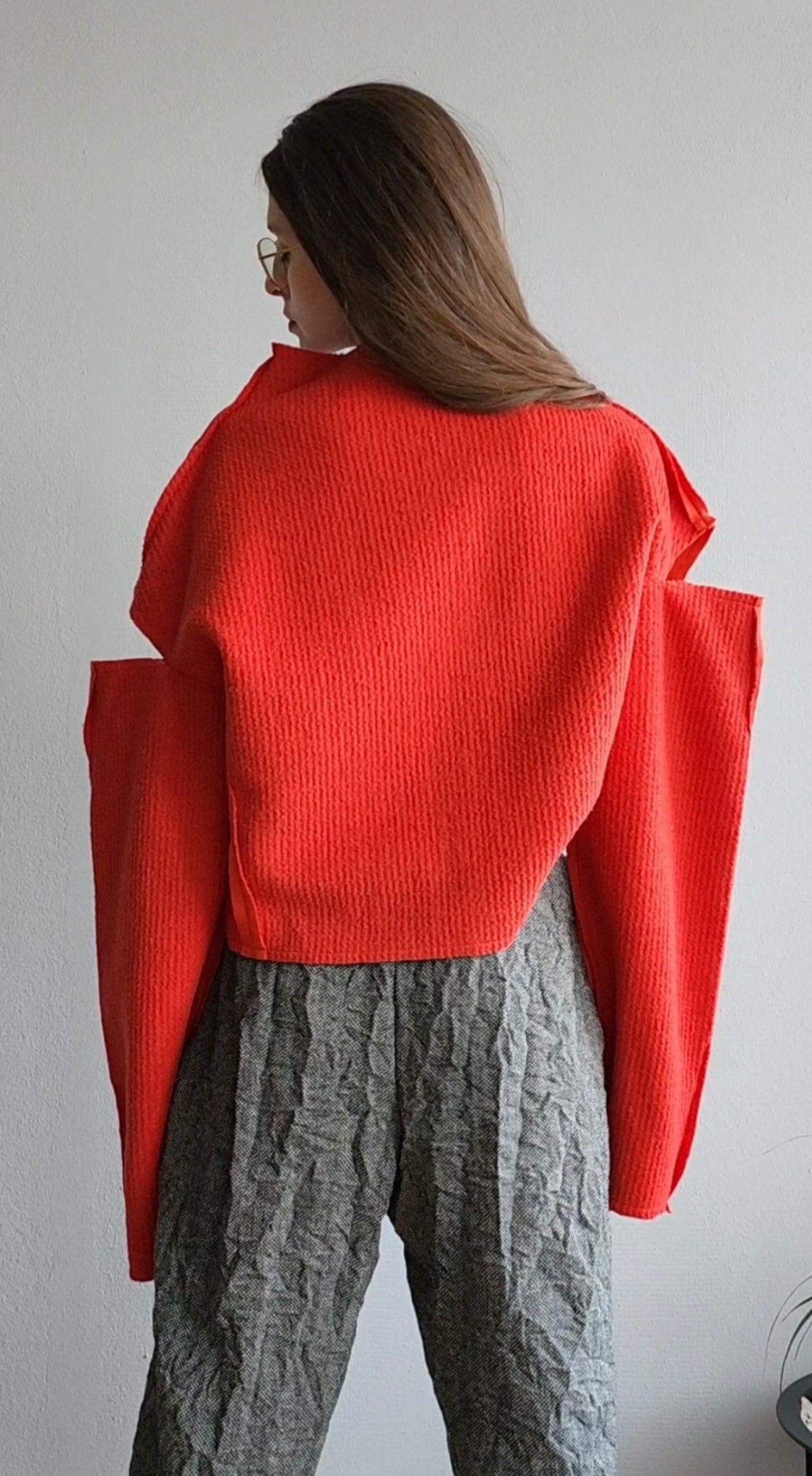 Sweater open shoulders textured wool, orange-red