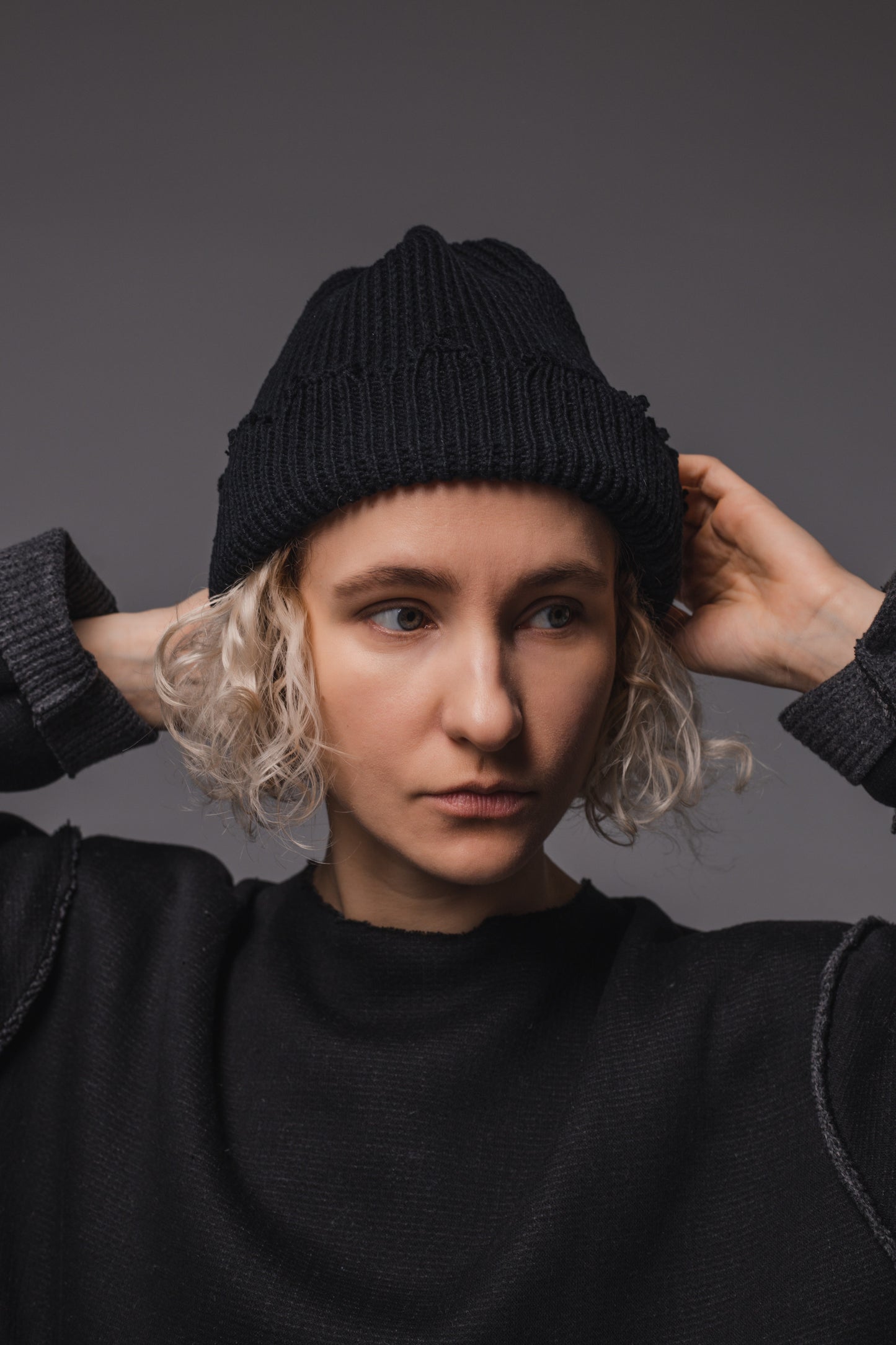 Black ragged rap hat