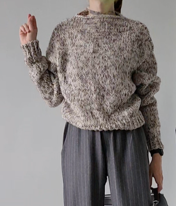 Short light melange woolen sweater