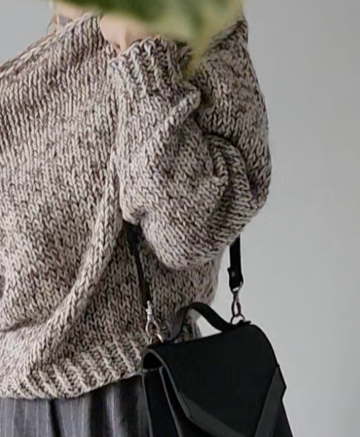 Short light melange woolen sweater
