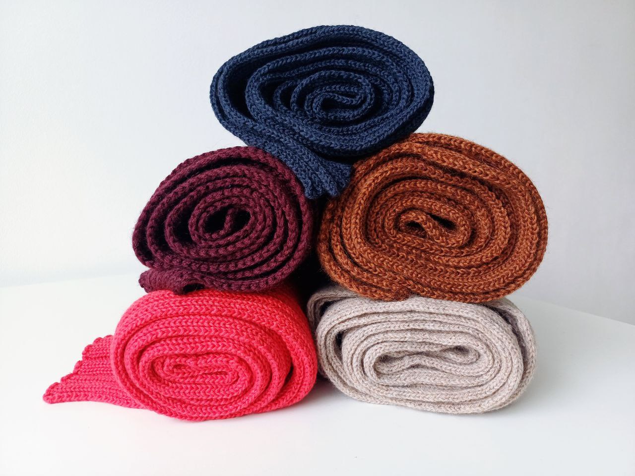 Wool scarf (various colors)