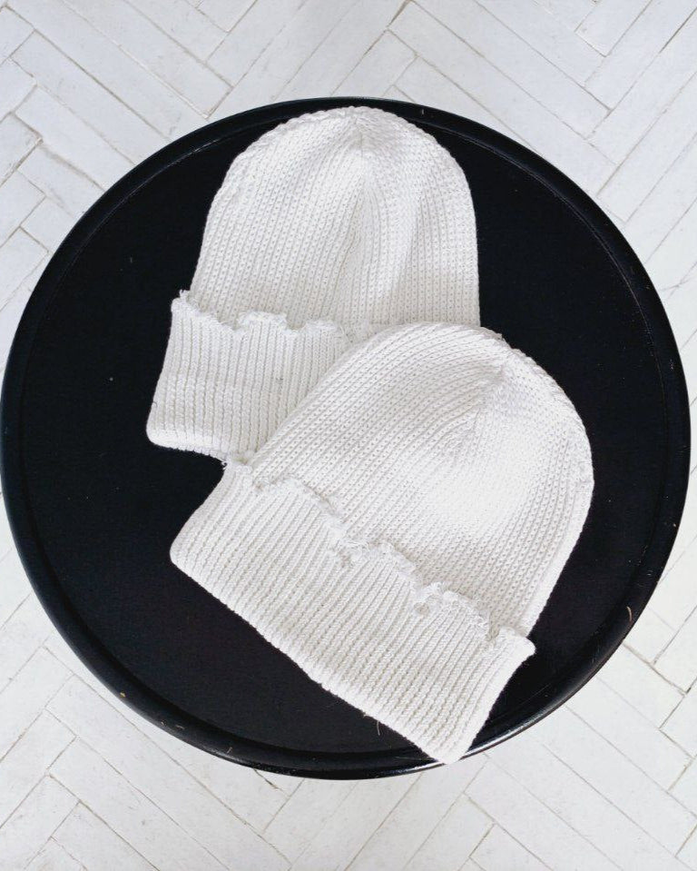 White cotton ragged reps hat