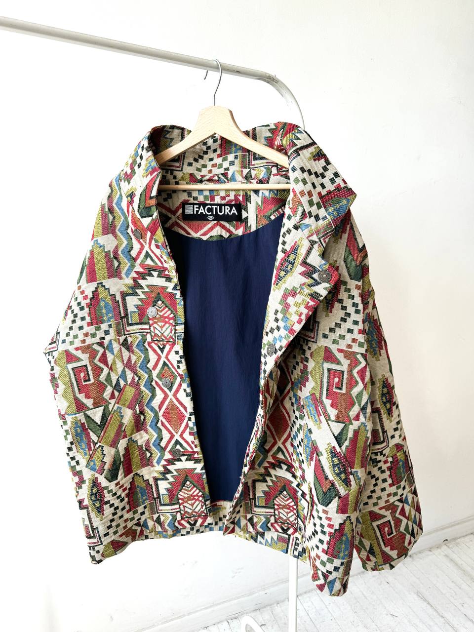 Unisex coat, geometric pattern, 2 colors