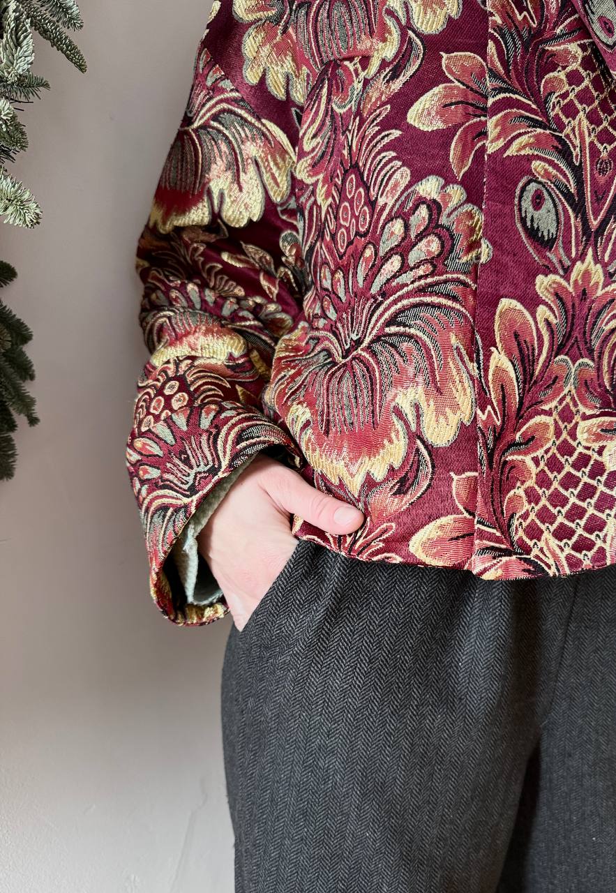 Short coat "Louvre"
