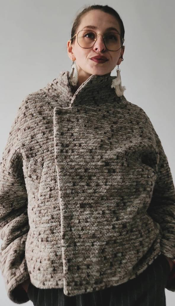 Short woolen coat, thick knitwear