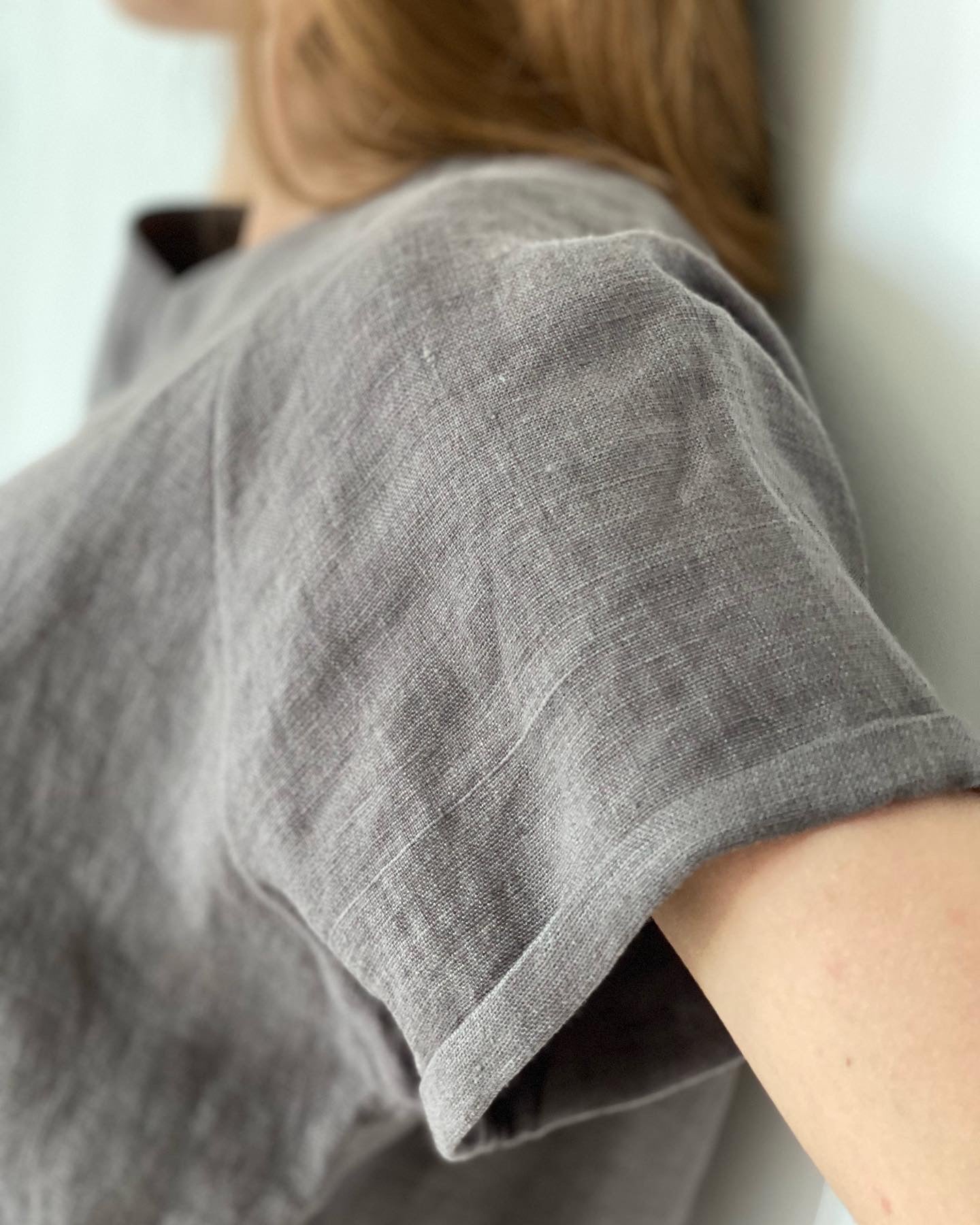 Gray-brown raglan linen blouse