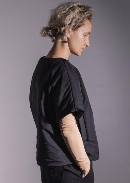 Black insulated vest with pockets