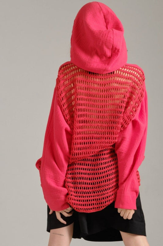 Red unisex cotton shirt with hood, mesh back