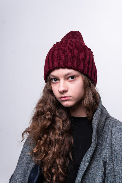 Woolen hat with a lapel, bright lilac