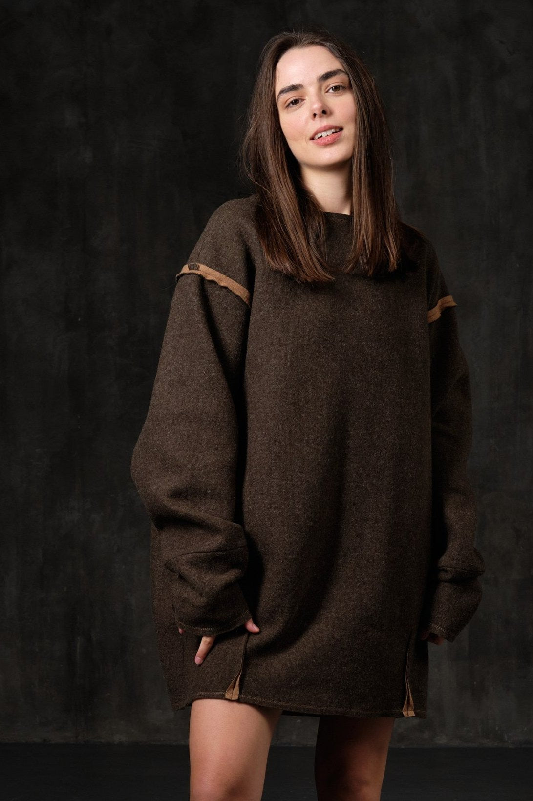 Sweater textile wool khaki - sand