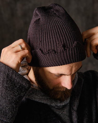 Blue-black ragged cotton rep hat