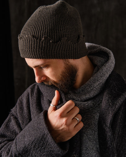 Blue-black ragged cotton rep hat
