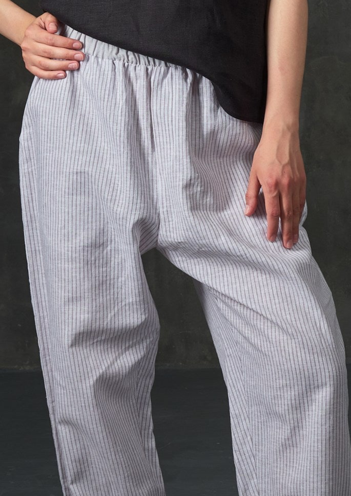 Wight striped boyfriend pants