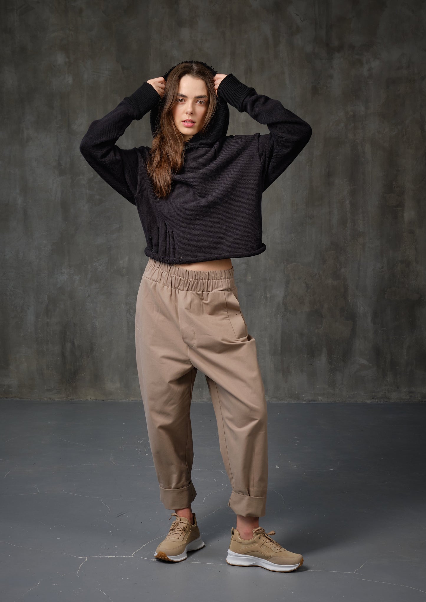 High-rise cotton sand color pants