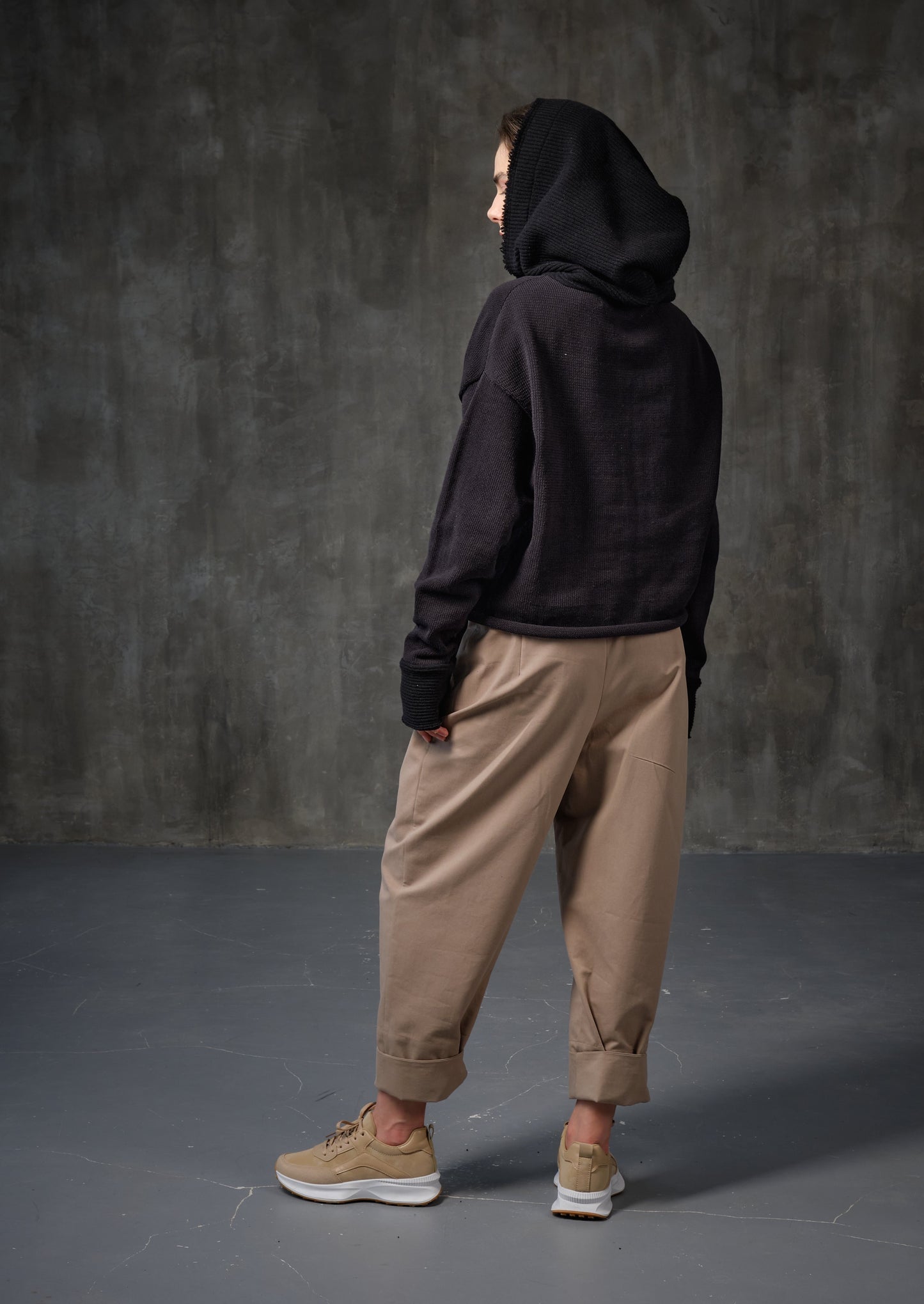 High-rise cotton sand color pants