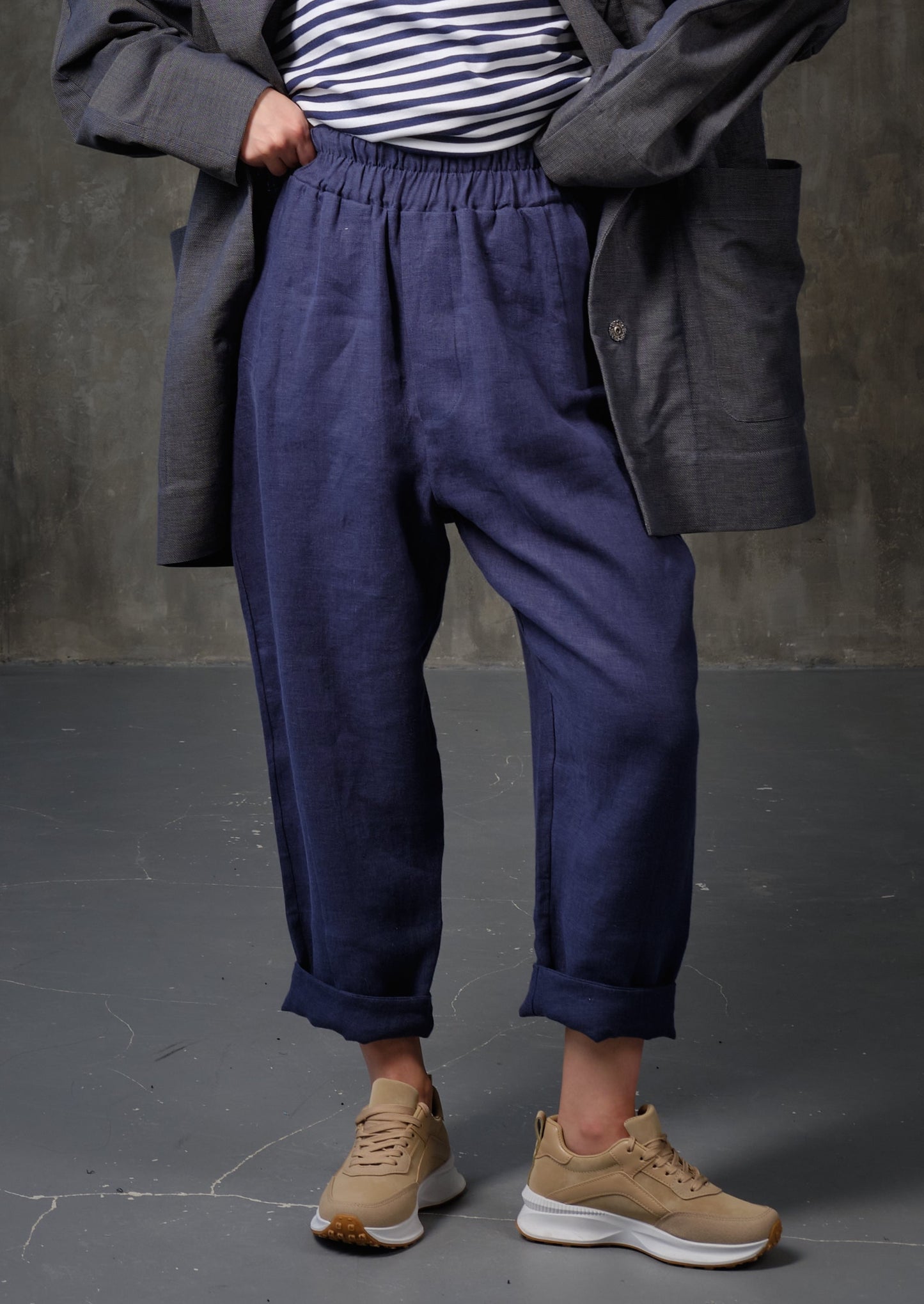 High-rise linen tapered bright blue pants