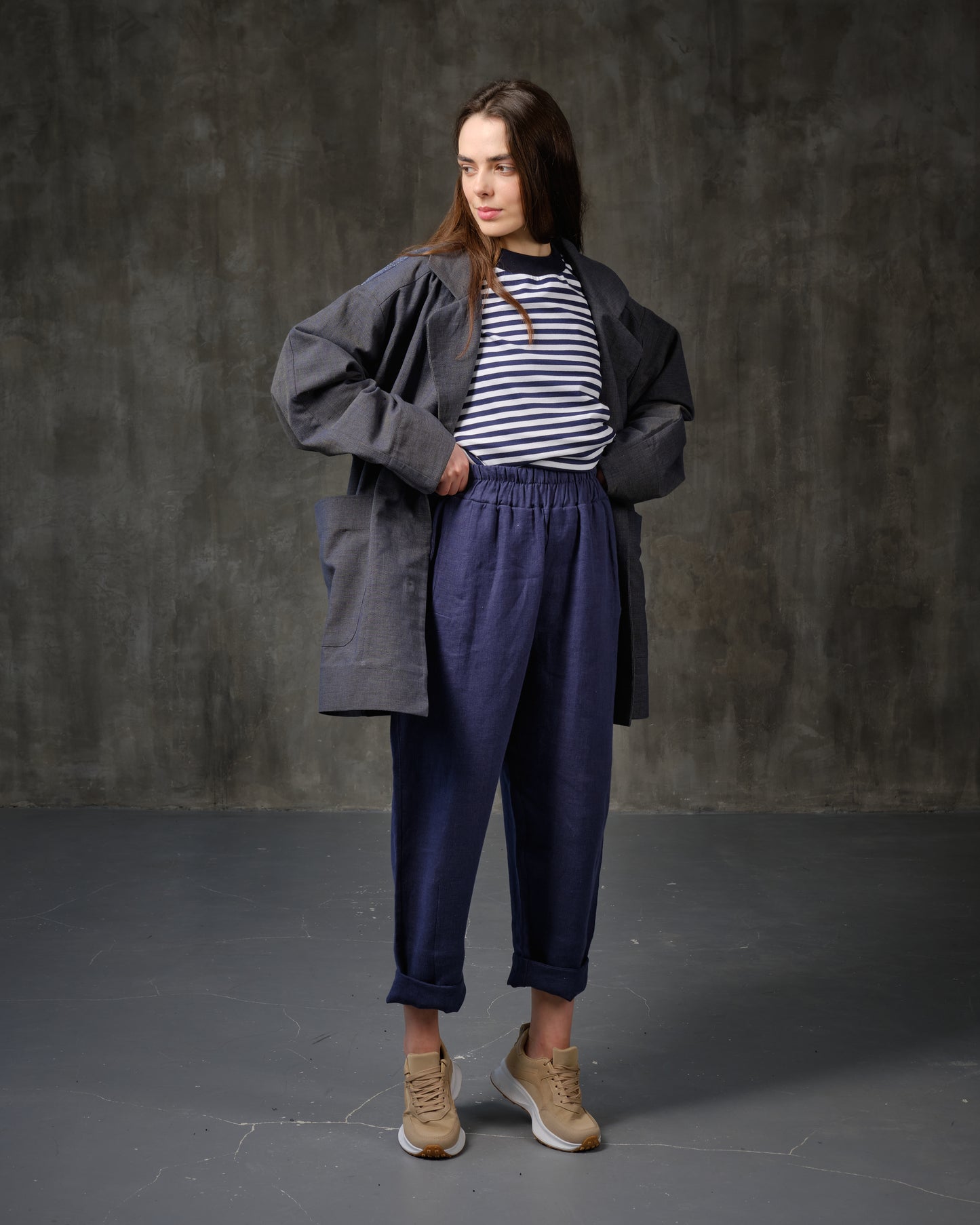 High-rise linen tapered bright blue pants