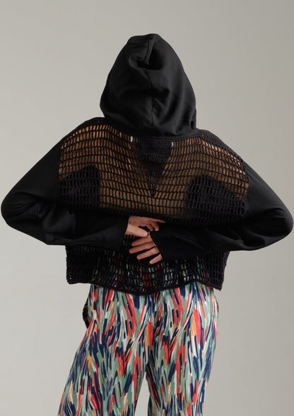 Black cotton shirt with hood, mesh back