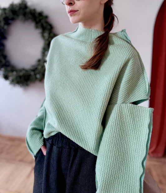 Sweater open shoulders textured wool, mint