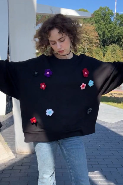 Світшот чорний бавовняний з оздобами - "квіти"