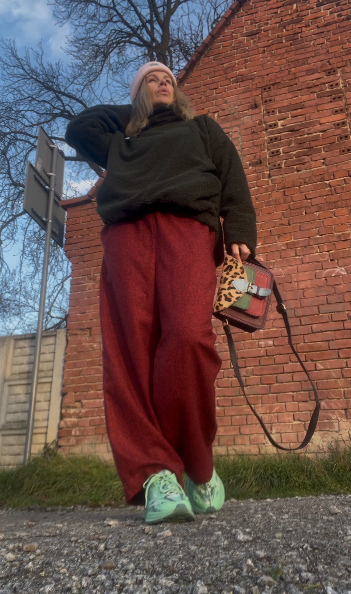 Червоні вовняні беггі штани 78% вовни