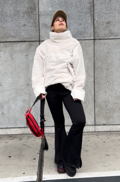 Хутряний кремовий двосторонній анорак