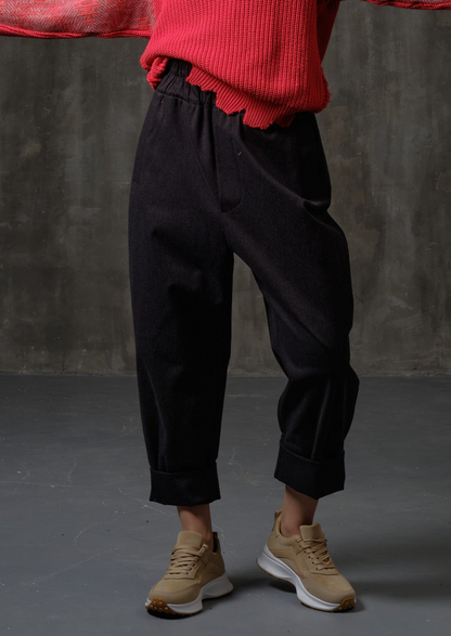 High-rise cotton black color pants