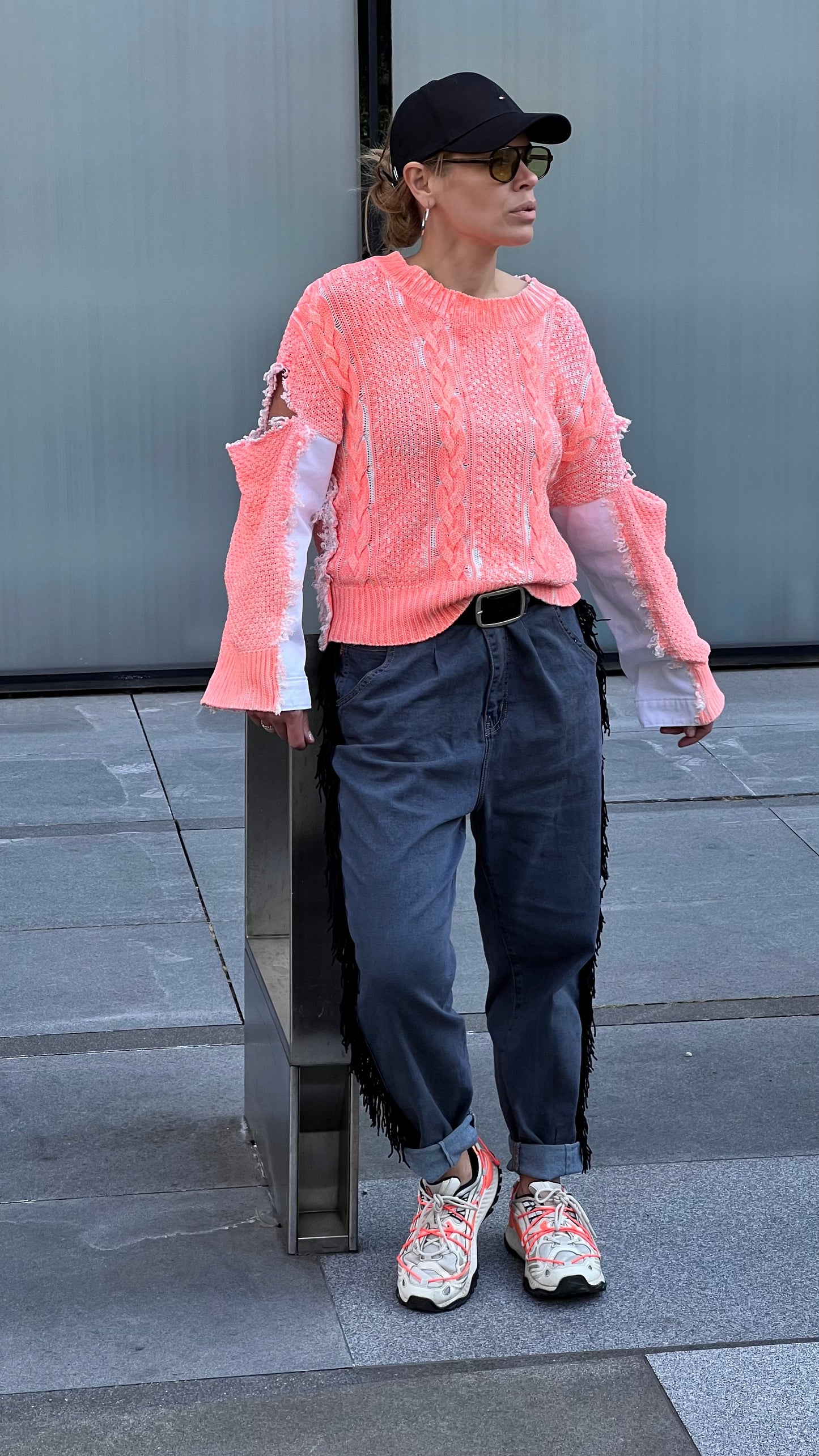 Neon Rebel Sweater One Off - M/L