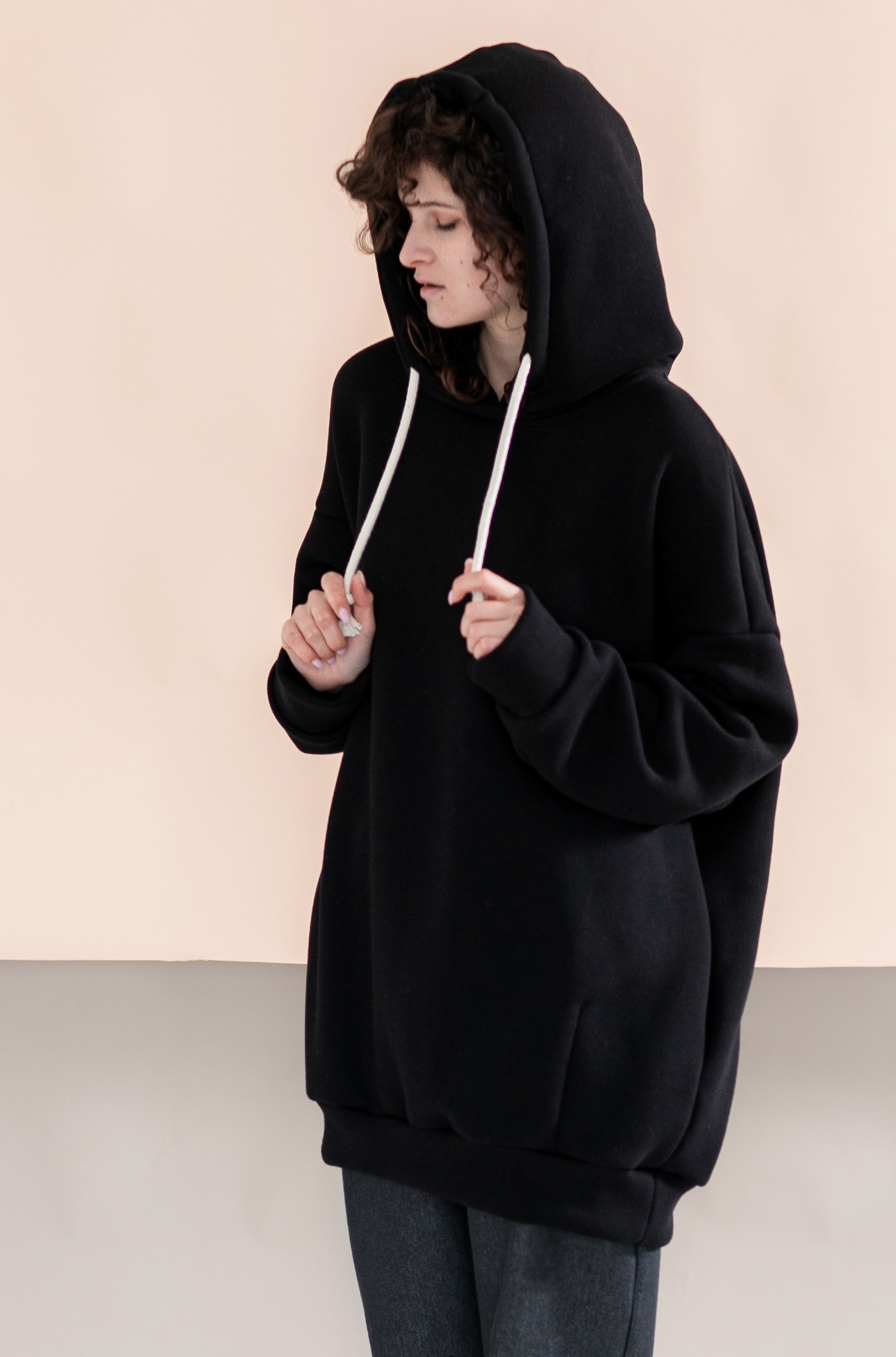 Худі oversize чорний з етно оздобою