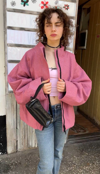 Рожевий бомбер з деніму  oversize з мандалою