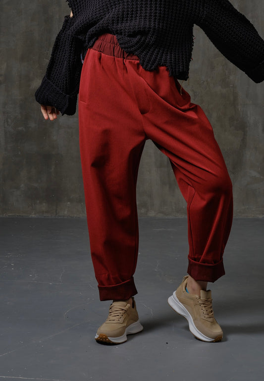 High-rise elastic jeans tapered red pants