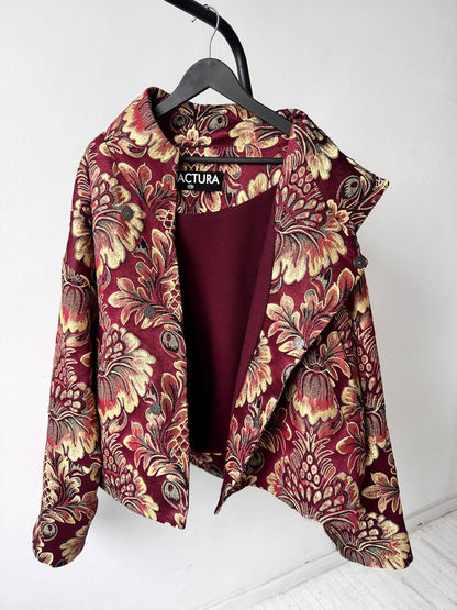 Short coat "Louvre"