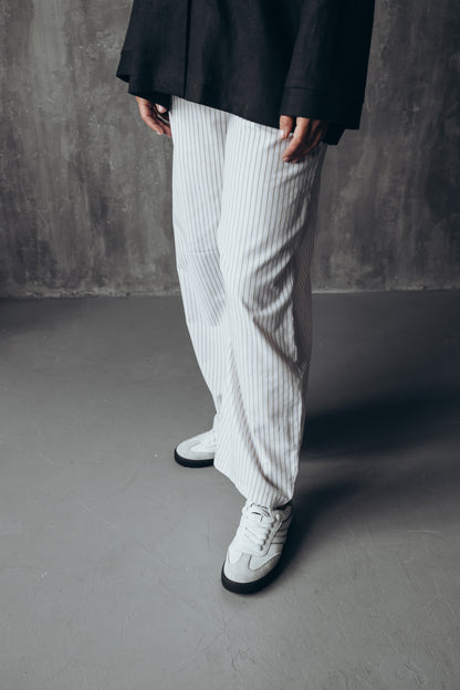 Wight striped boyfriend pants